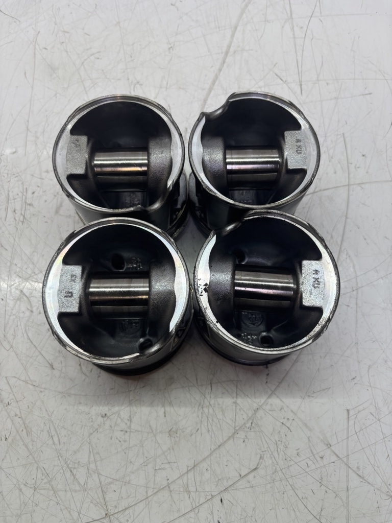 [MTD-451121] 4x pistones Iveco Daily VI 2.3 D F1AFL411A 5801985104