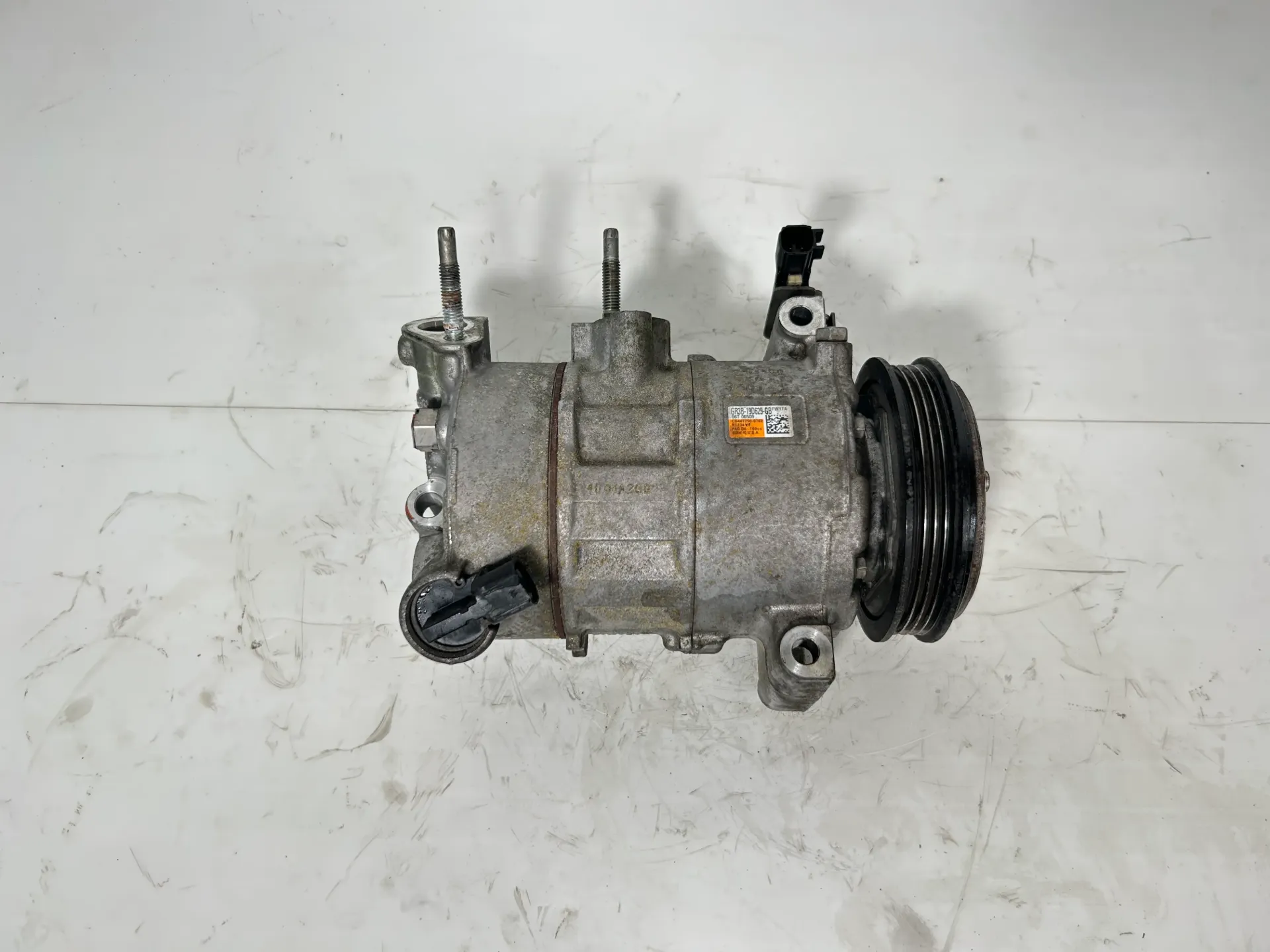 Compresor AC Ford Mustang 2.3 Ecoboost N48H GR3B-19D629-GB