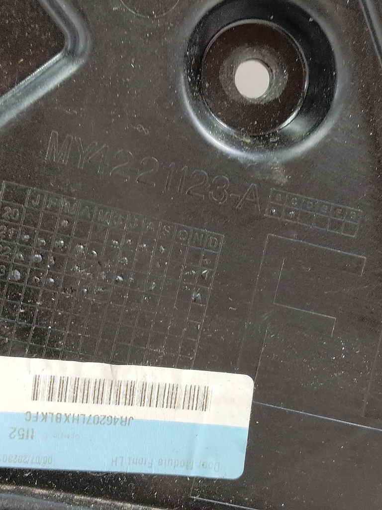 [MTD-528129] Panel de puerta interior Land Rover Discovery V