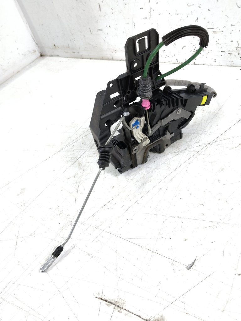 [MTD-528124] Actuador de cerradura de puerta izquierda Mercedes-Benz Clase E W213
