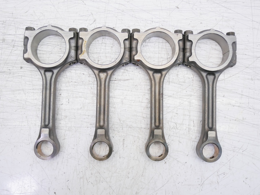 [MTD-432728] 4x Biela Mercedes A200 A-Klasse W177 1.3 M282 282.914