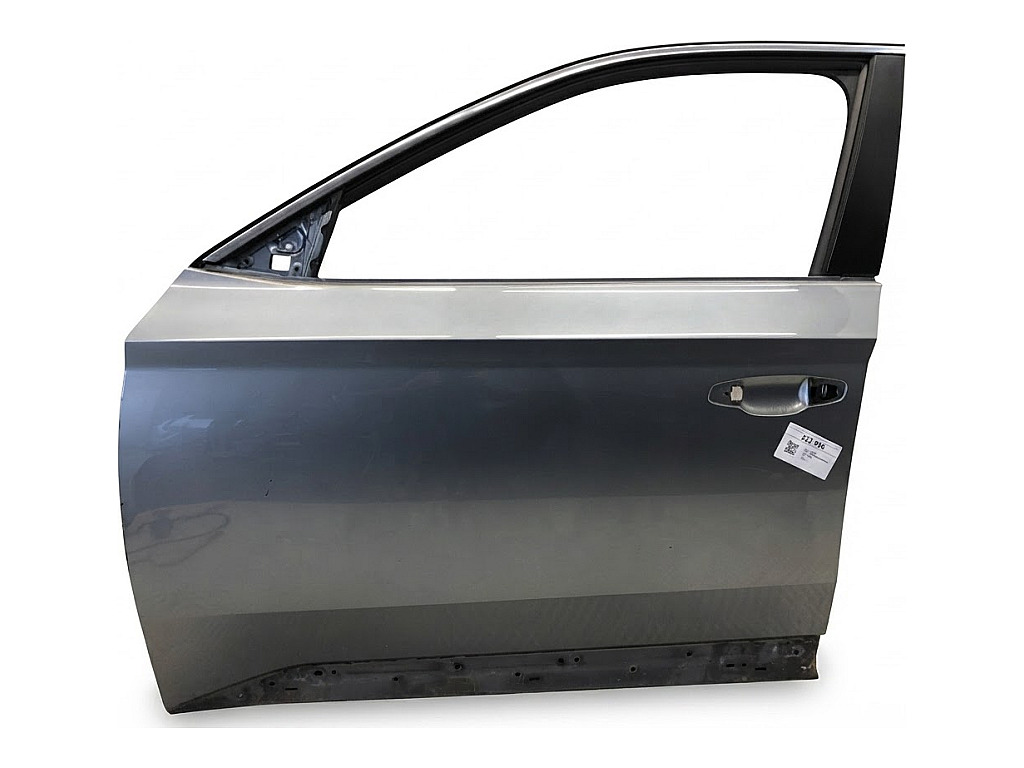[STARK-922934] Puerta delantera izquierda SKODA SUPERB III Kombi (3V5) 2015-2022