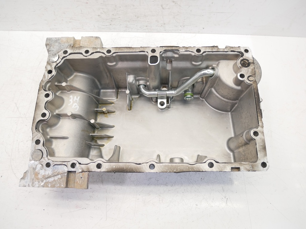 [MTD-466335] Cárter de aceite Volvo V40 525 526 1.5 T3 gasolina B4154T2 31460658