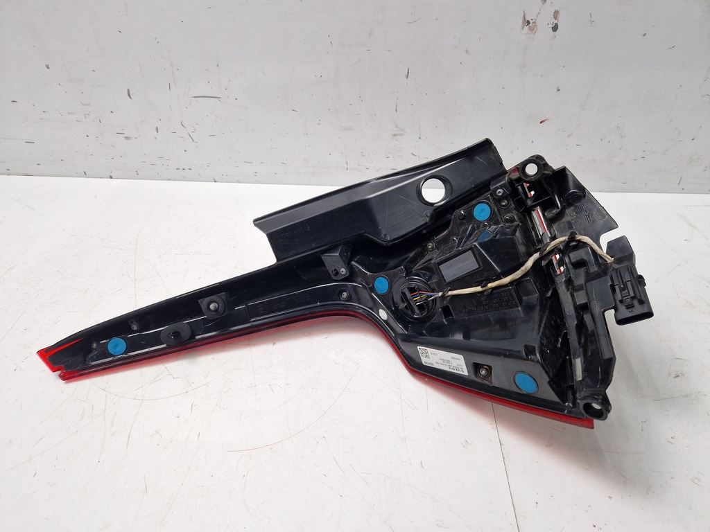 [MTD-497618] Luz trasera Volvo V60 MK2 Cross Country 227 2.0 Diesel B4 32291359