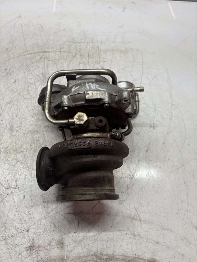 [MTD-484119] Turbocompresor BMW X5M E70 4.4 gasolina V8 S63B44A S63B44O0 S63 7589086