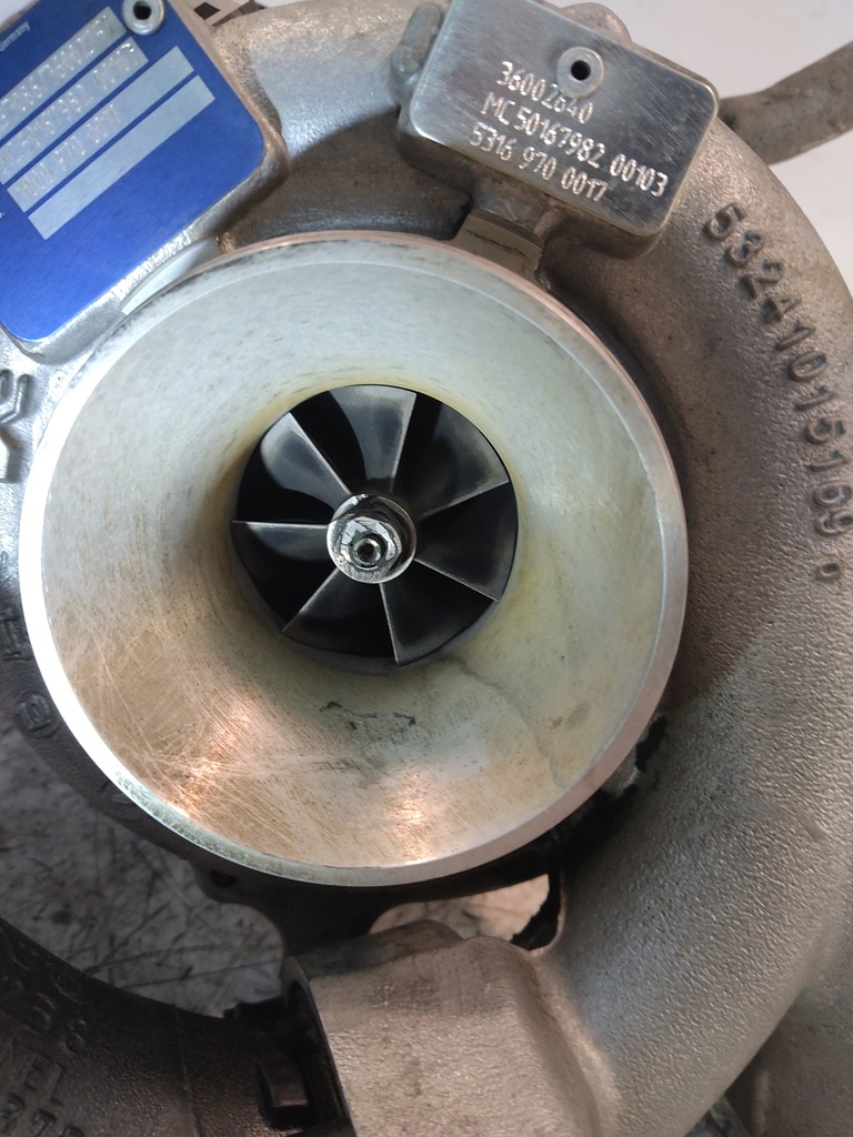[MTD-513921] Turbocompresor Volvo XC70 2.4 D D5244T16 31293086