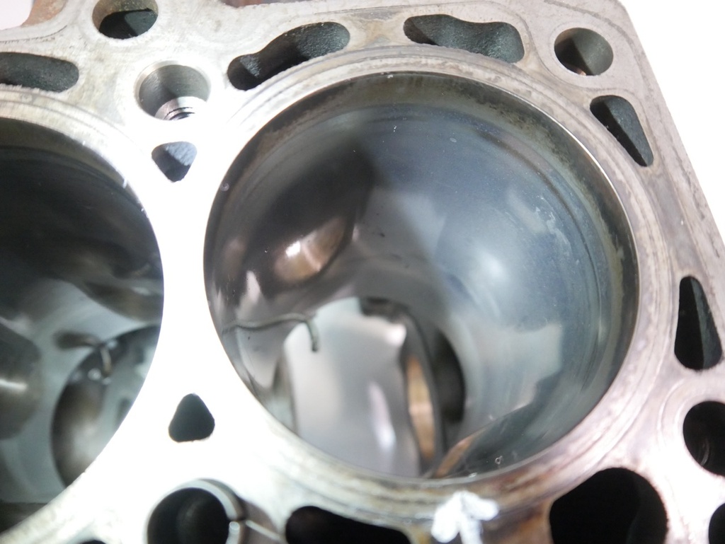 [MTD-481992] Bloque motor Audi A4 B8 A5 Q5 2.0 TDI CJCB CJC 03L021CG