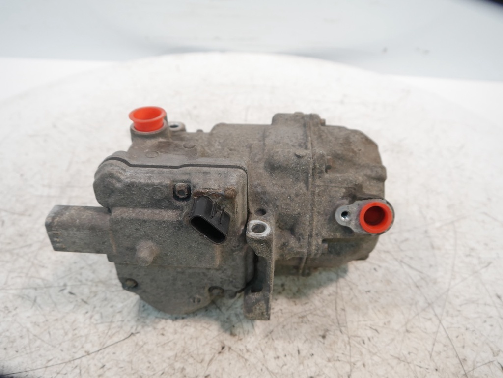 [MTD-507746] Compresor de aire acondicionado Toyota Prius 1.8 Hybrid 2ZR-FXE 042200-0212