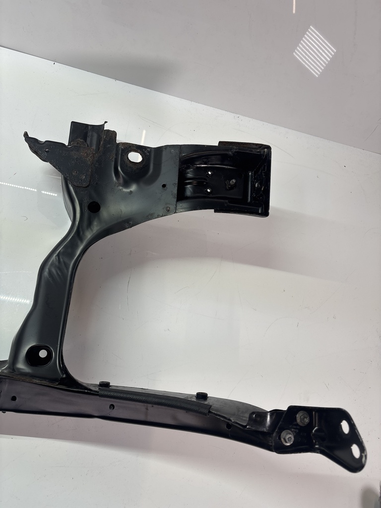 [MTD-507928] Soporte de rejilla del radiador VW Transporter T5 7H 07/2004-11/2009 96KW 130CV