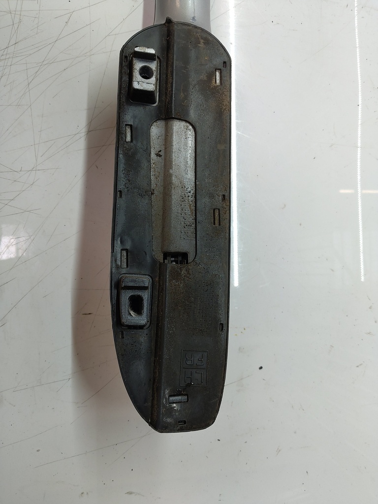 [MTD-509972] Baca portaequipajes Kia Sorento II XM 2.2 D4HB 87272-2P000 2018