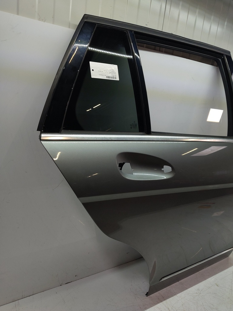 [MTD-512049] Puerta plata paladio Mercedes Clase C 3.0 CDI OM642.834 A2047320110