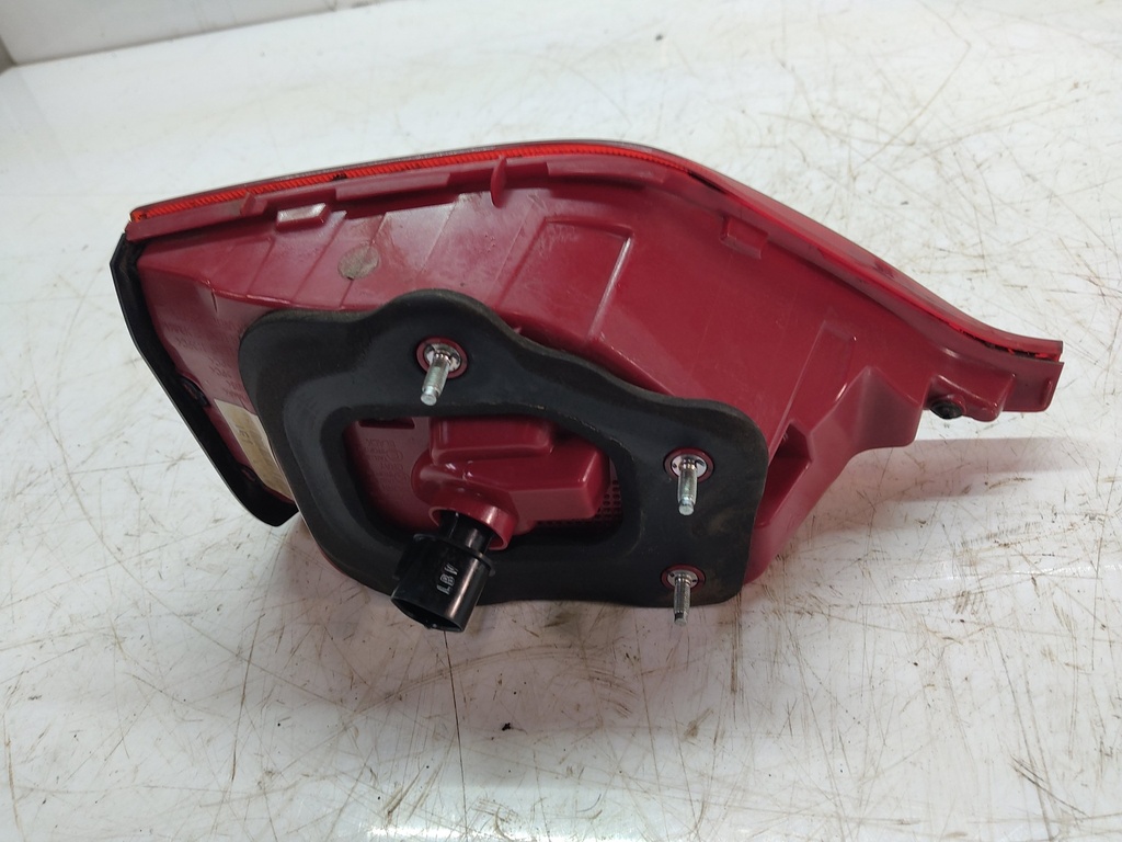 [MTD-515287] Luz trasera Kia Sportage QLE GT-Line 2.0 CRDI AWD Diesel D4HA