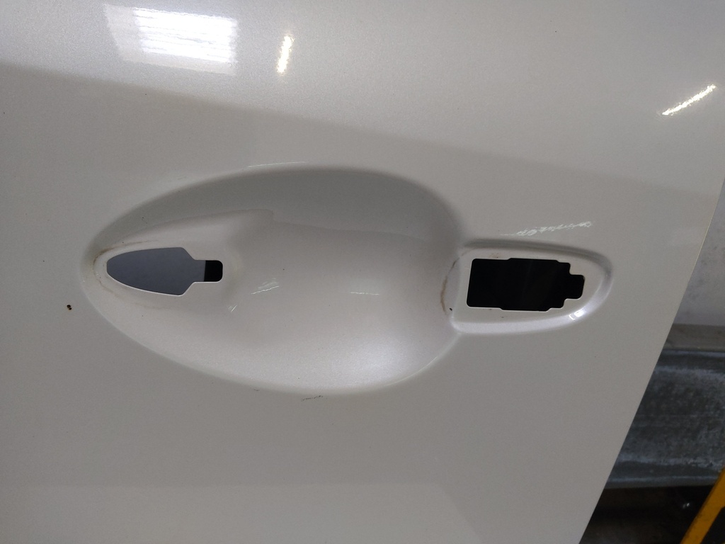 [MTD-517123] Puerta delantera izquierda blanca Mazda 6 GJ 2.2 D Diesel SHY1