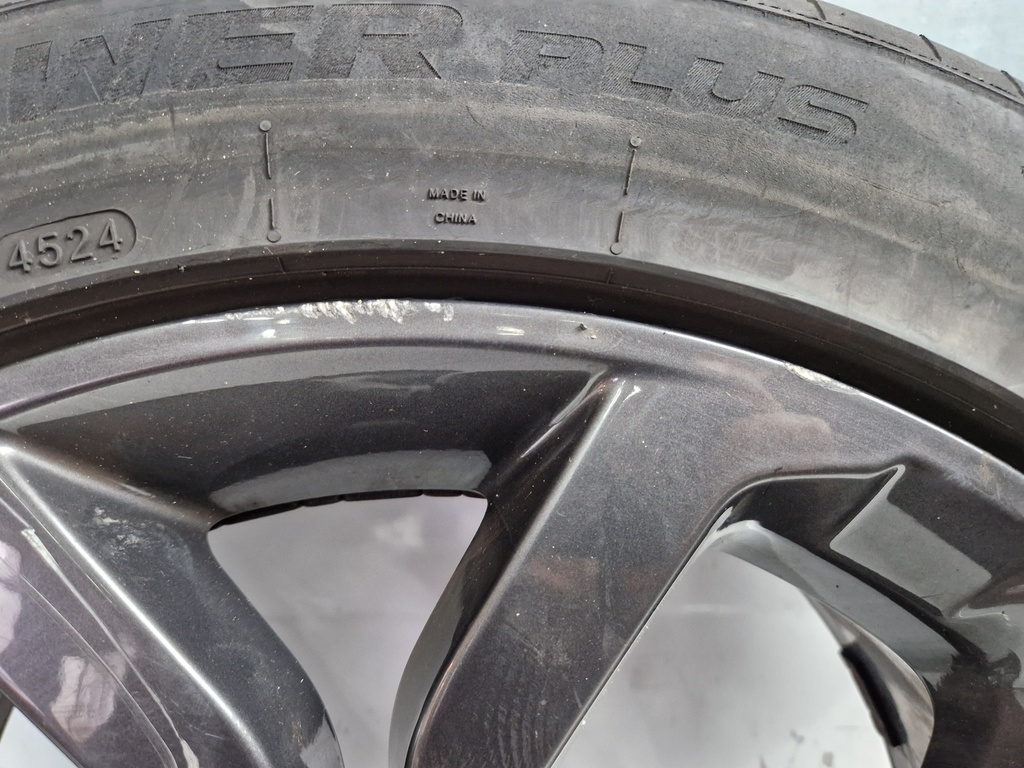 [MTD-497902] Llanta de aleación 19" Land Rover Discovery Sport L550 2.0 204DTD