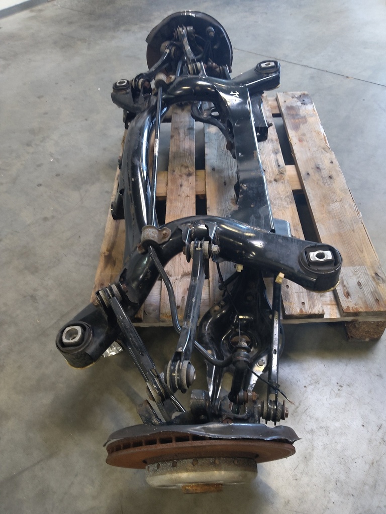 [MTD-504733] Soporte de eje trasero BMW Serie 3 F30 F80 3.0 340i B58B30M0 B58B30A B58 6863149