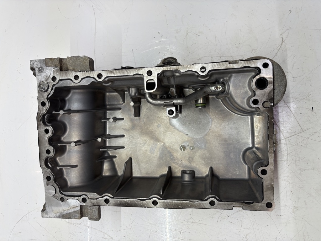 [MTD-451739] Cárter de aceite Volvo V40 525 2.0 T2 B4204T17 31460658