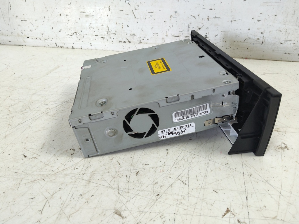 [MTD-527844] Reproductor de radio y CD Audi A4 B8 Avant S4