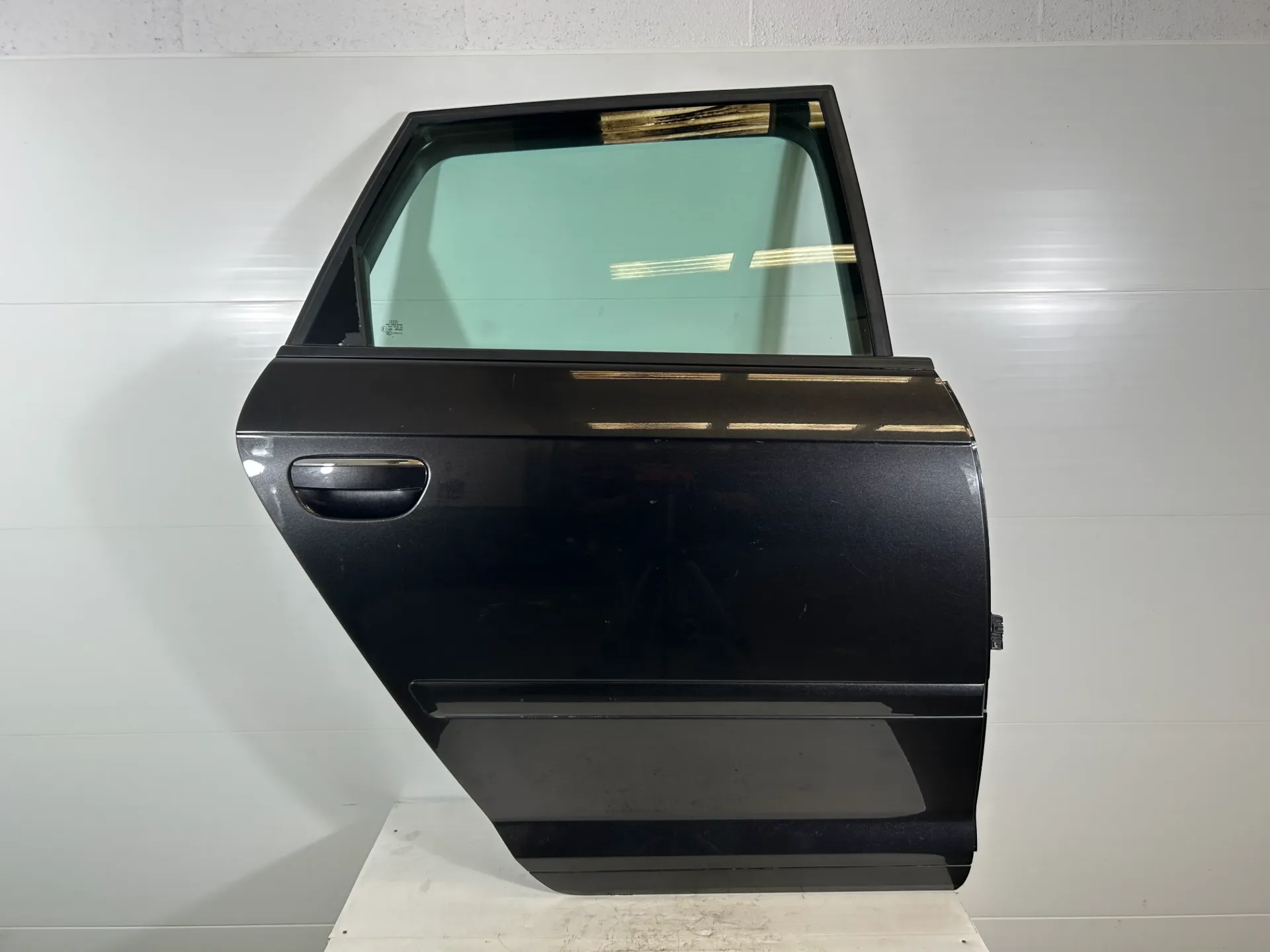 Puerta Audi A3 8P 1,6 TDI 8P4833052A