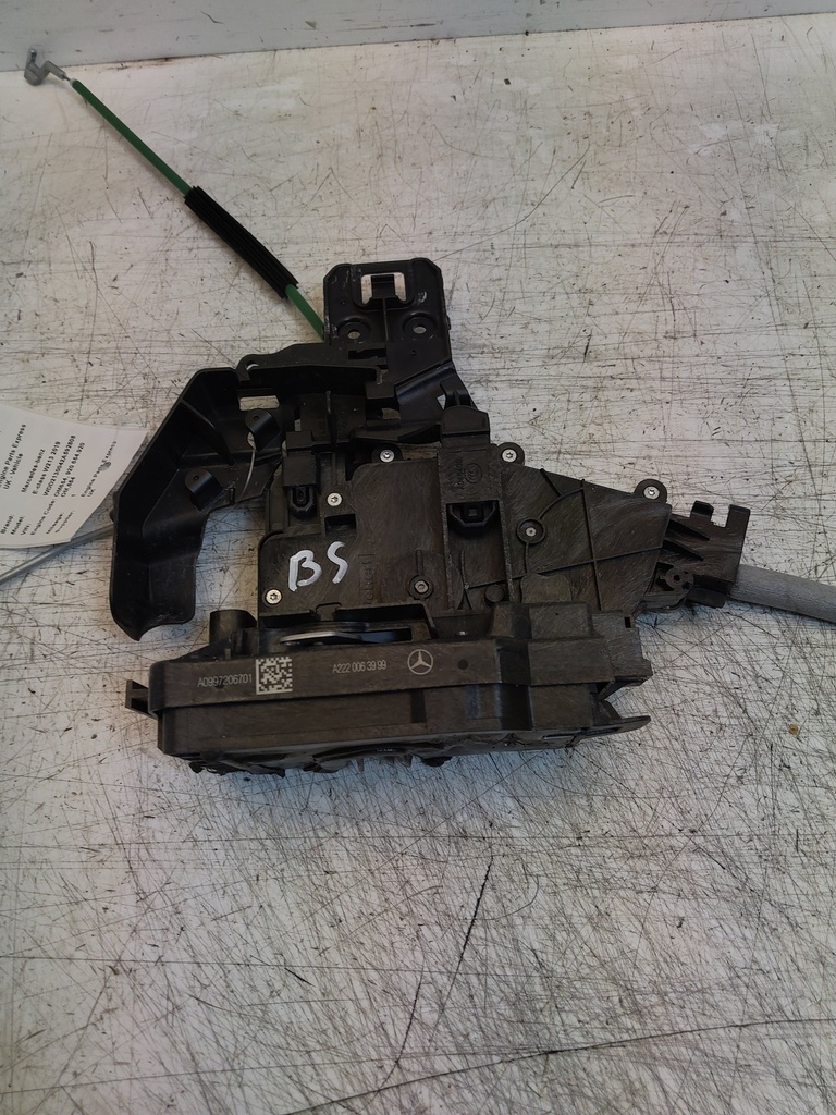 [MTD-527860] Cerradura de puerta Mercedes Clase E W213