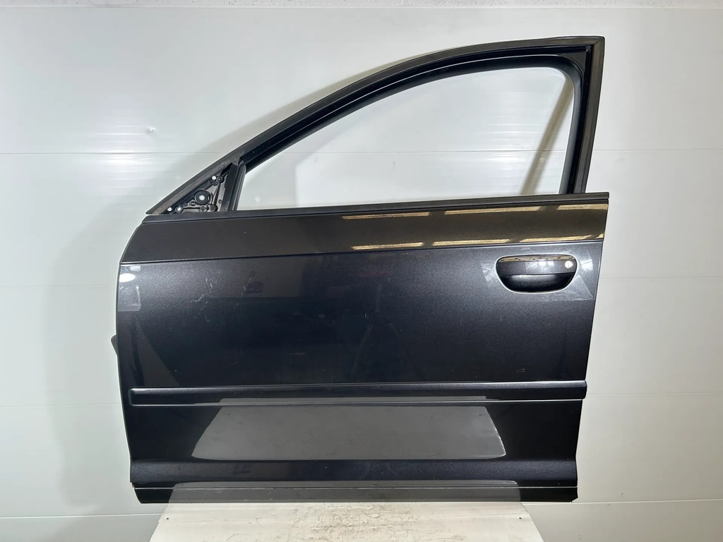 [1000329] Puerta Audi A3 8P 1,6 TDI 8P4831051A