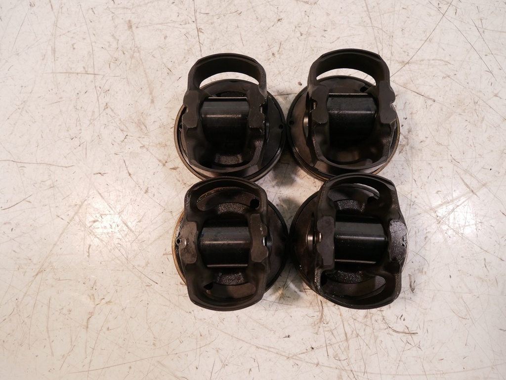 [MTD-454162] 4x Pistón Nissan Navara D23 2.3 dCi YS23DDT 85MT