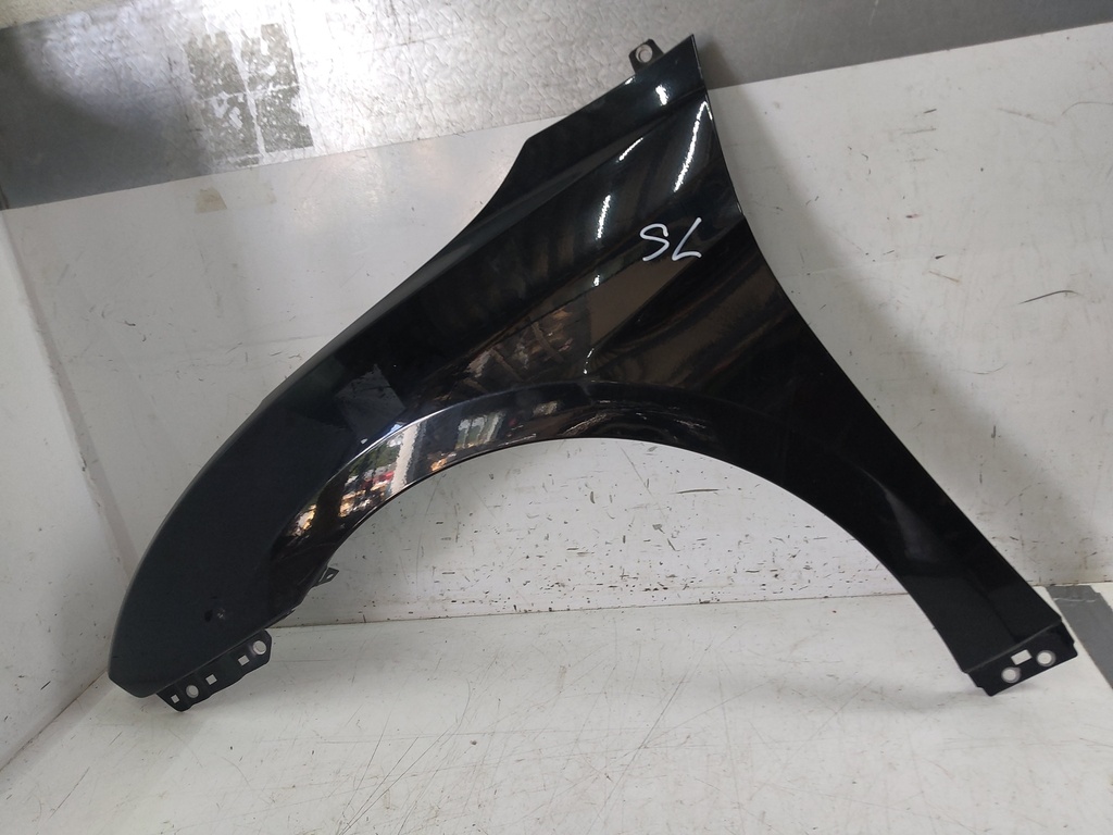 [MTD-527842] Aleta delantera izquierda Hyundai i40