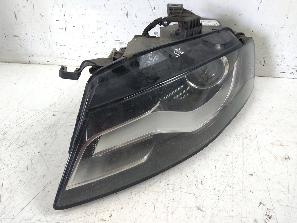 [MTD-527811] Faro izquierdo Audi A4 B8 S4