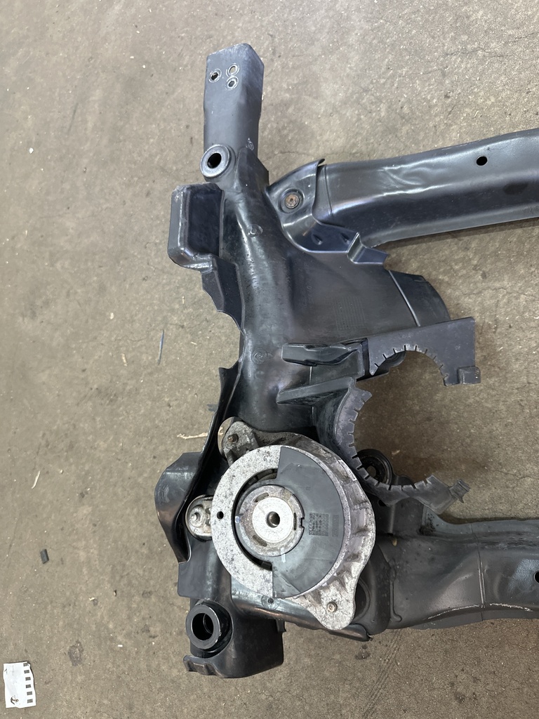 [MTD-523829] Soporte del eje delantero Mercedes Clase E W213 2.0 CDI OM654.920