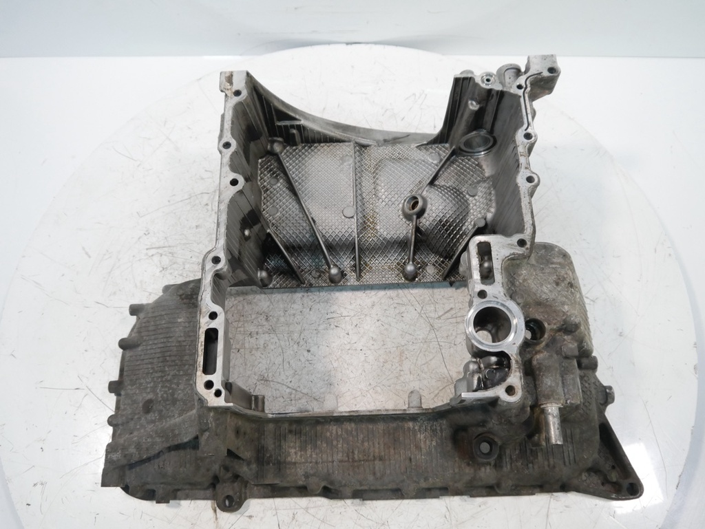 [MTD-494813] Cárter de aceite superior Audi A5 8TA A4 B8 A6 C7 A7 3.0 TDI quattro CDUC CDU 059103601CD