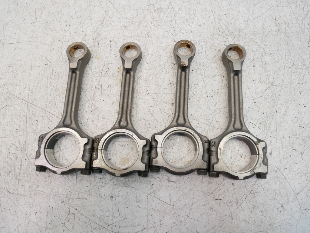 [MTD-497726] 4x Biela Mercedes 1.3 gasolina M282.914 282.914 M282