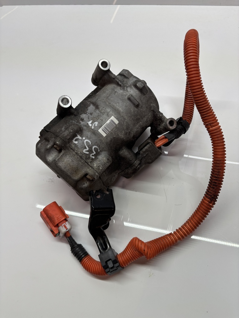 [MTD-500242] Compresor de aire acondicionado Toyota Prius W2 1.5 Hybrid 1NZ-FXE 1NZ 042000-0196