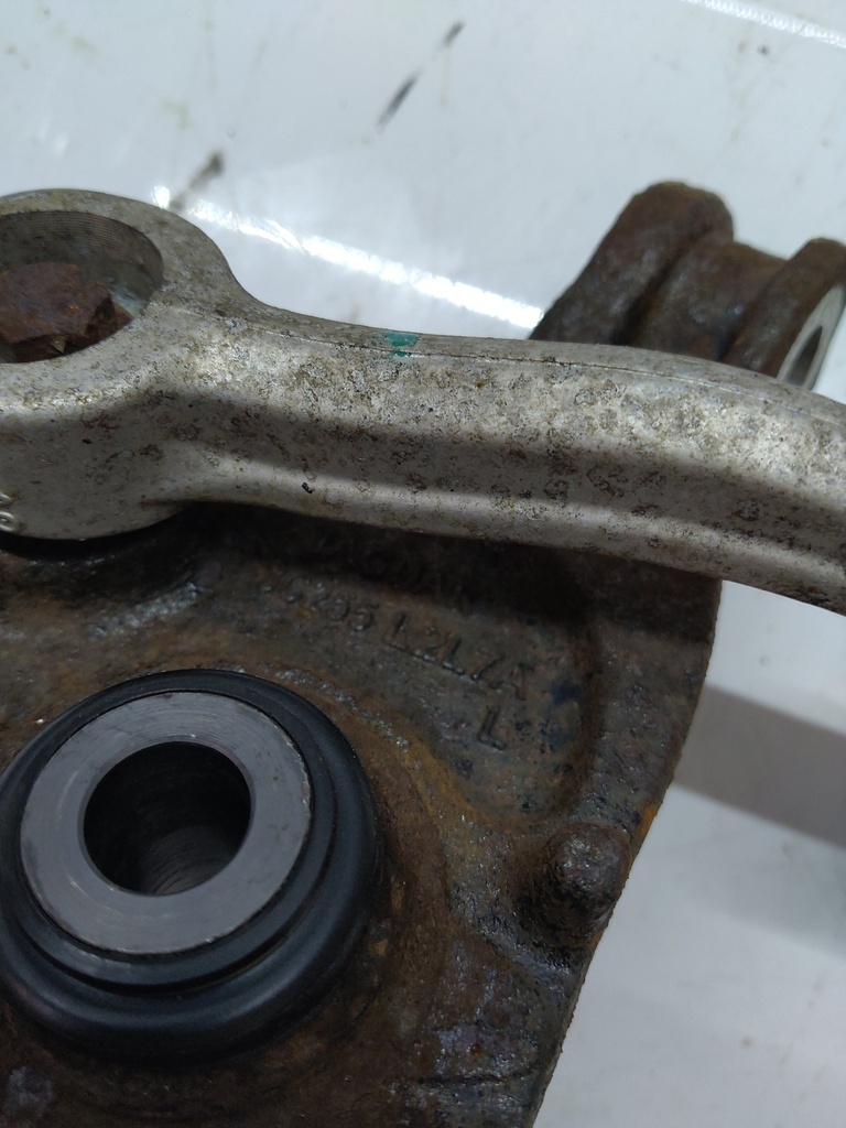 [MTD-504026] Brazo de suspensión delantero izquierdo Jaguar XJ X351 C2D35201 AW93-3C255-AF