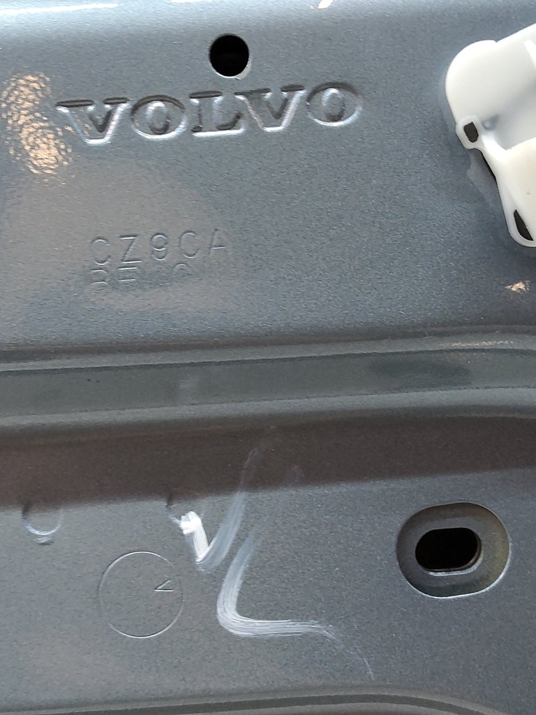 [MTD-505542] Puerta delantera izquierda Volvo V40 525 2.0 D4 D4204T14 32321018 721 Mussel Blue
