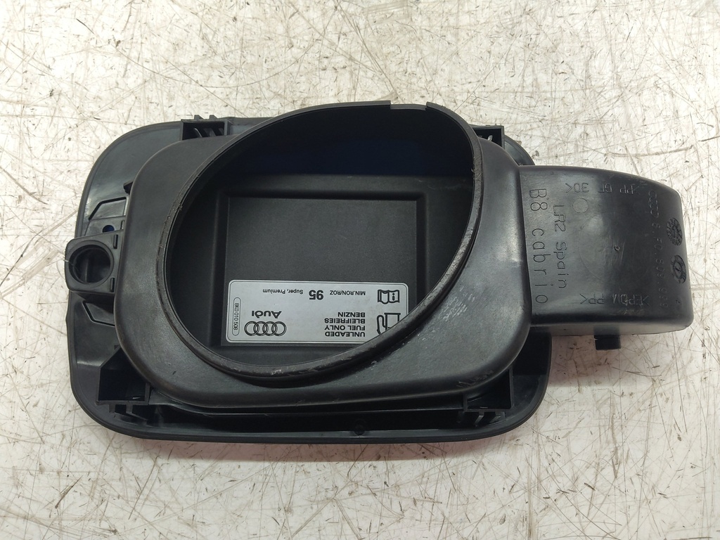 [MTD-527749] Tapón de depósito para Audi A5 8F7