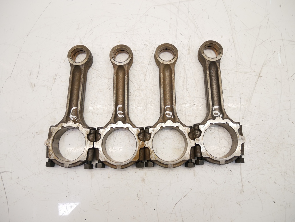[MTD-385479] 4x biela Nissan Navara D22 2.5 Di dCi YD25DDTi YD25 12100AD200
