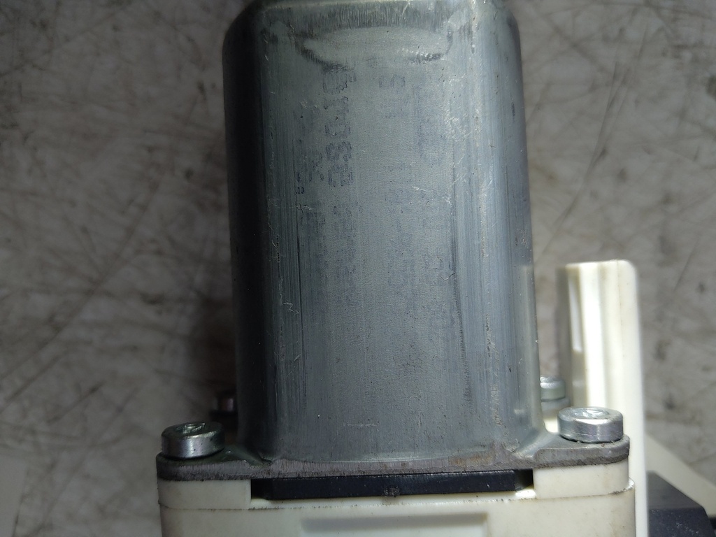 [MTD-527755] Motor de elevalunas Audi A5 Cabrio 2.0 TFSI