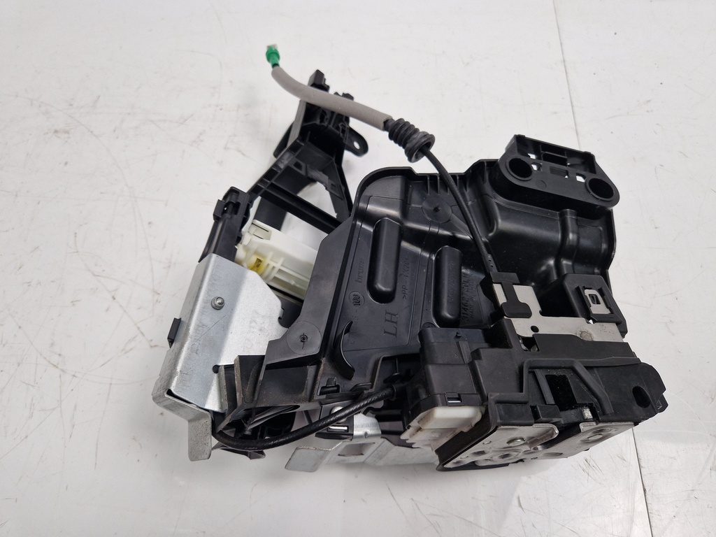 [MTD-497063] Manija de la puerta Volvo V60 II Cross Country 2.0 Diesel D420T8 2022
