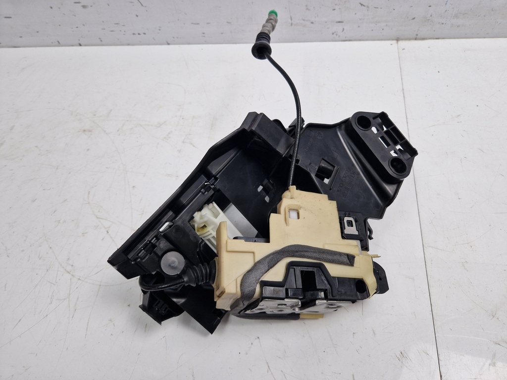 [MTD-497089] Manija de la puerta Volvo V60 II Cross Country 2.0 Diesel D420T8 30747098