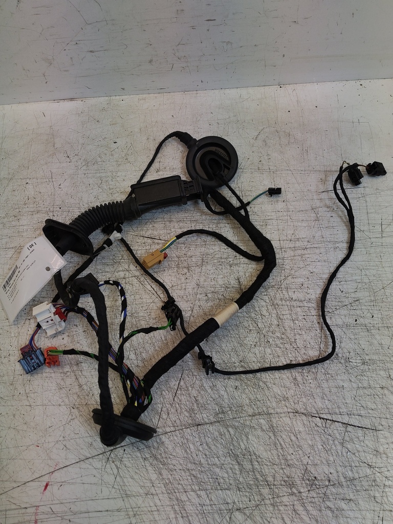 [MTD-527740] Mazo de cables portón trasero derecho Audi A6 C8 Avant