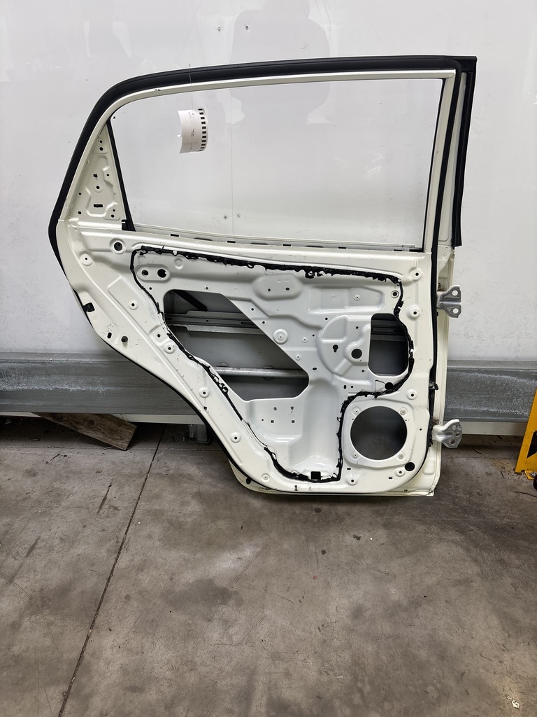[MTD-508306] Puerta Ssangyong Korando CK 2.0 e-XDI D20DTF 671.950