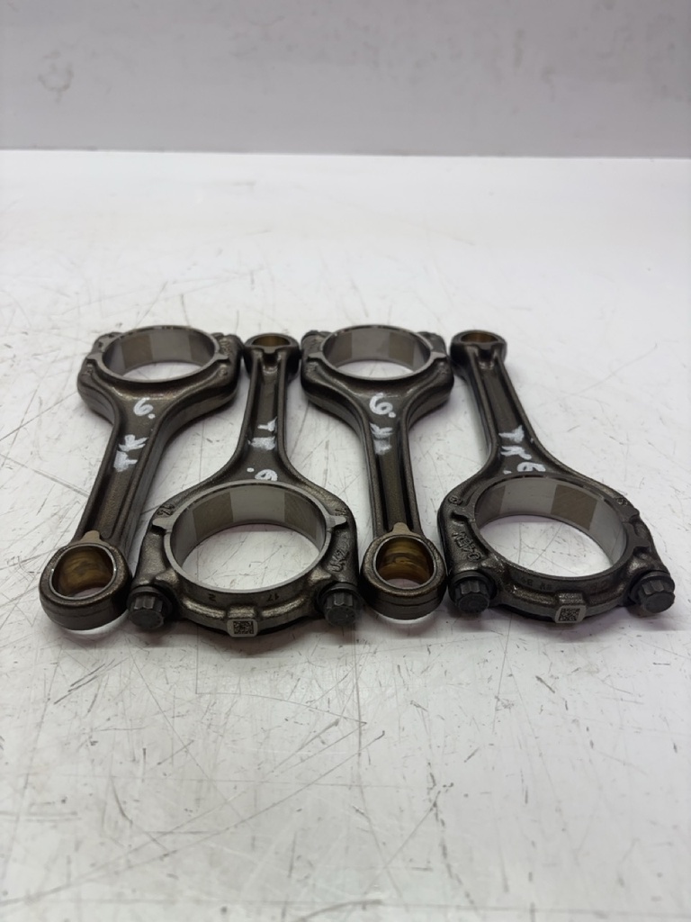 [MTD-466233] 4x Biela para Seat Audi VW Skoda Leon 1.4 TSI CZCA CZC 04E198401D