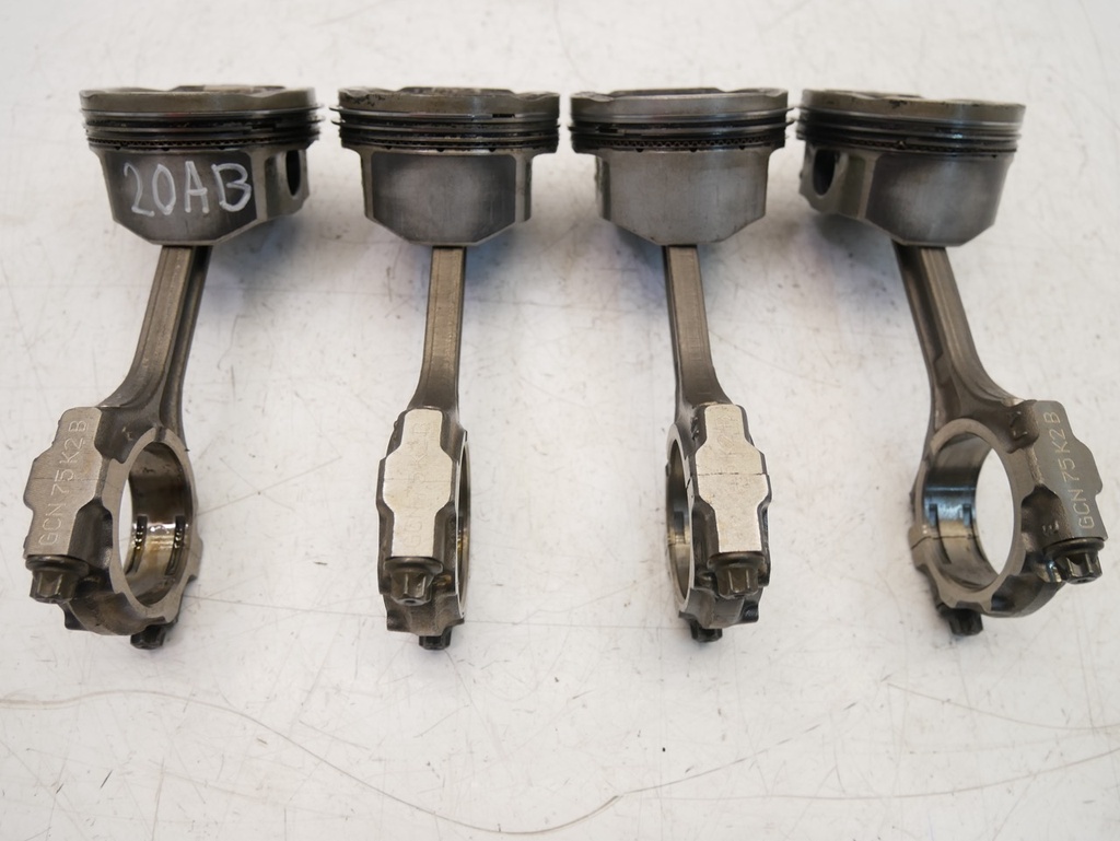 [MTD-483259] 4x Biela de pistón Kia Hyundai Rio Picanto i20 i10 1.2 CVVT G4LA