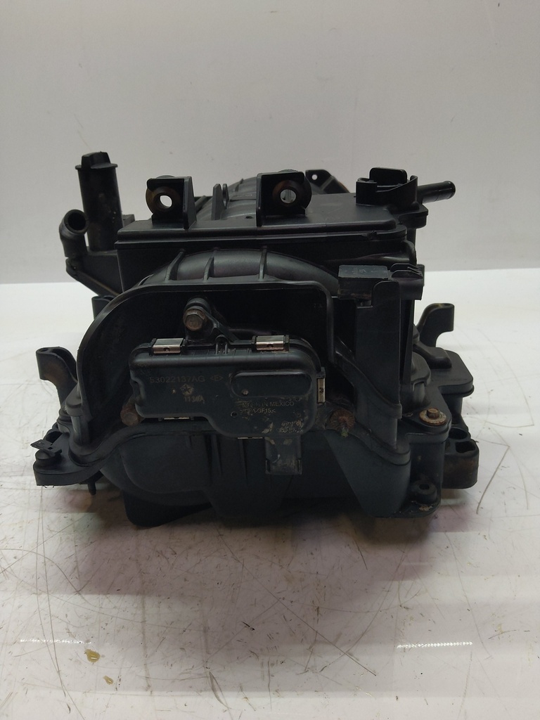 [MTD-515039] Colector de admisión Dodge Ram 1500 5.7 V8 4WD EZH 68048074AC