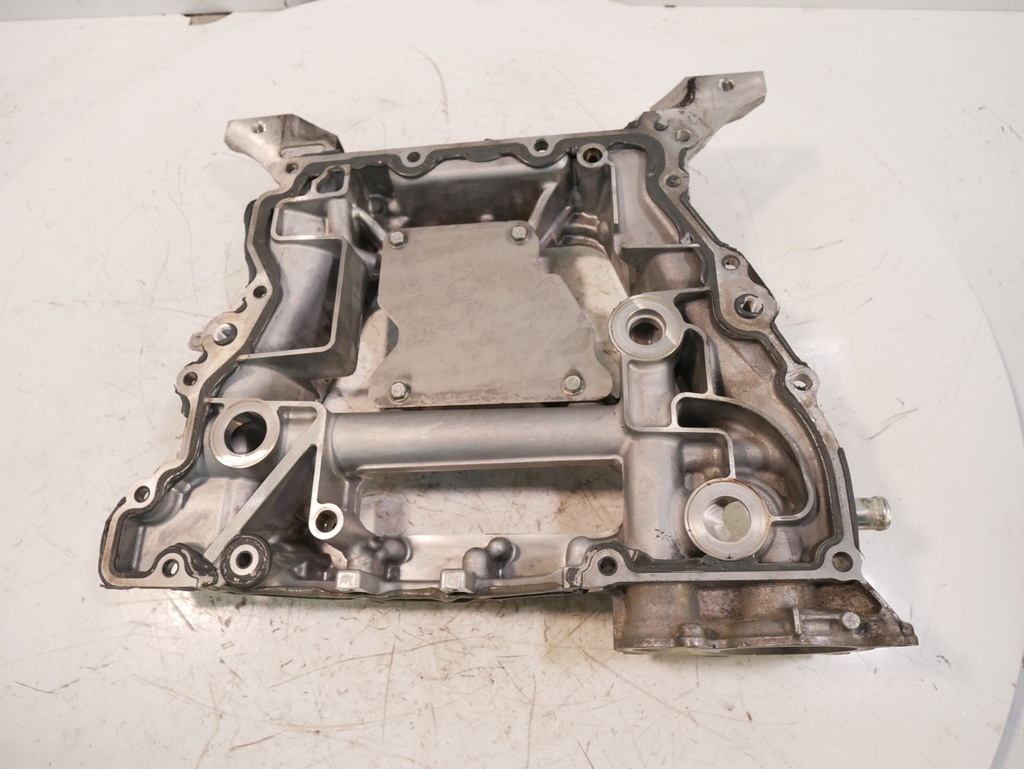 [MTD-452485] Parte superior del cárter de aceite Toyota GR86 2.4 gasolina FA24D FA24 2022053