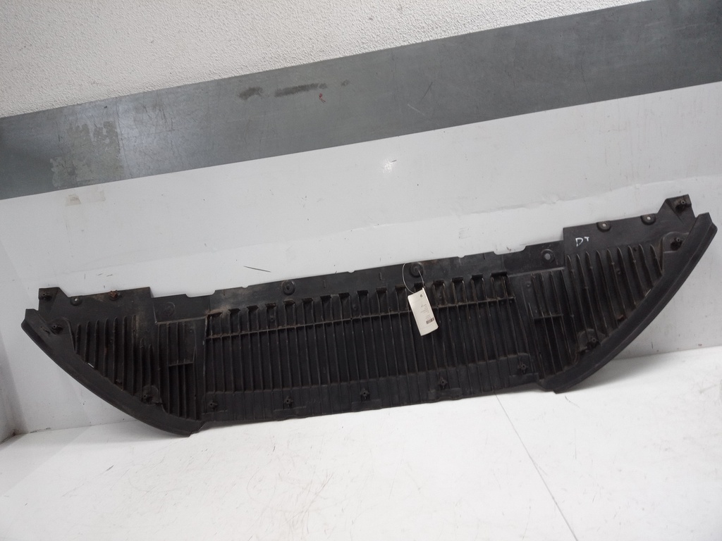 [MTD-499322] Elemento de cierre del parachoques delantero Audi A6 Allroad C7 4G CRT CRTD 4G0807611G