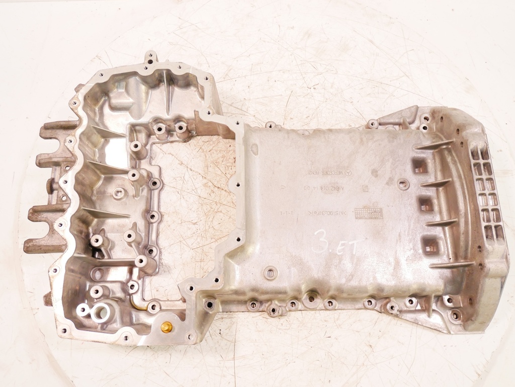 [MTD-397342] Cárter de aceite para Mercedes S-Klasse W222 S350 3.0 CDI 642.861 OM642 A6420141400