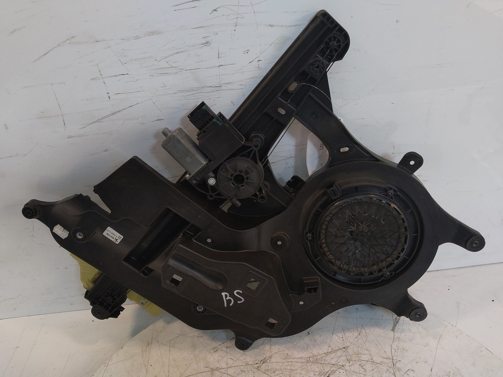 [MTD-527671] Motor de elevalunas Peugeot Partner K9