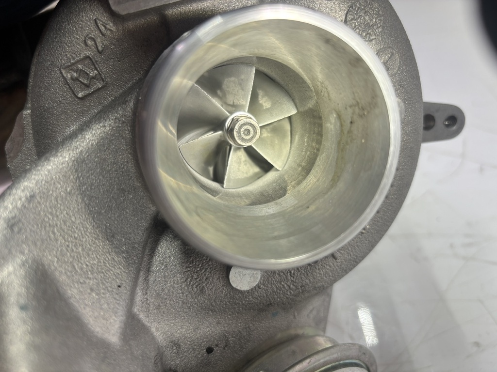 [MTD-504867] Turbocompresor Mercedes C-Klasse W205 2.0 C 300 M274.920 274.920 M274 A2740903280