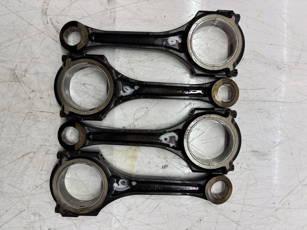 [MTD-486809] Biela para Mercedes Clase C 1.6 gasolina M274.910