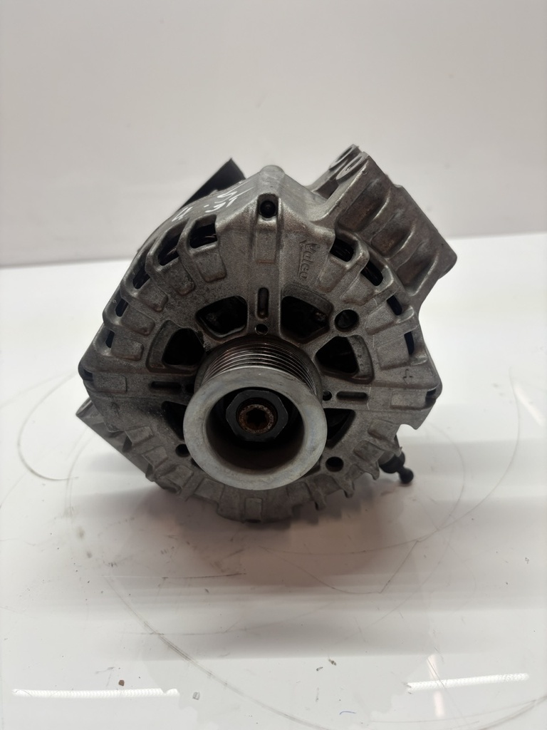 [MTD-487982] Alternador BMW Serie 7 G11 4.4 V8 gasolina 750i N63B44C N63 8611280